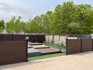 Outdoor WPC Fence Easy Installation 1.8m * 1.8m Co-Extrusion Home Garden Fence Boards